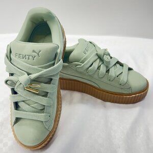 NWOB Puma X Fenty Rhianna Creeper Phatty Platform Sneakers in Green Fog